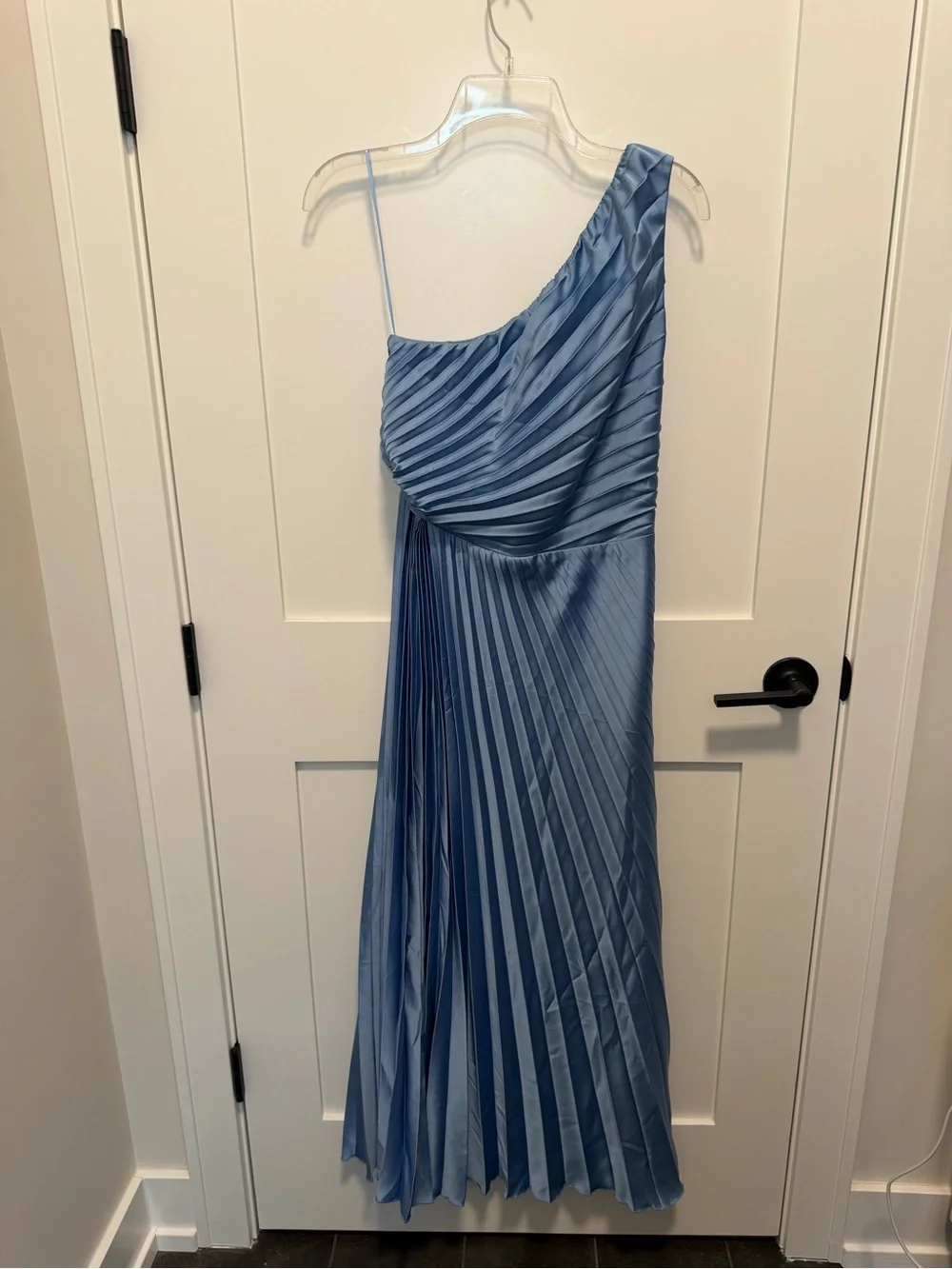 NWT Abercrombie Small Baby Blue Giselle Pleated One Shoulder Maxi Dress Wedding